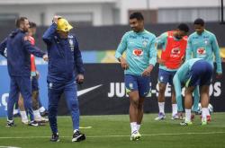 lol战绩查询-包含巴西球队遭遇主场失利，球星赛后发表感言的词条